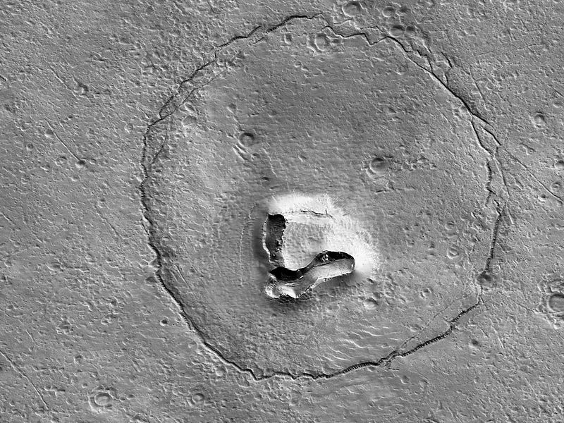 High-resolution image showing a bear-like formation on Mars