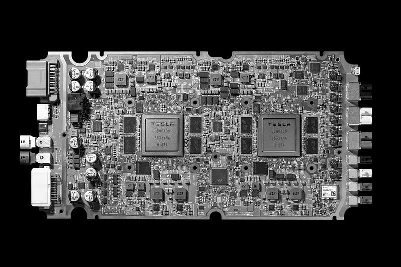 Tesla's advanced self-driving chip with transistors